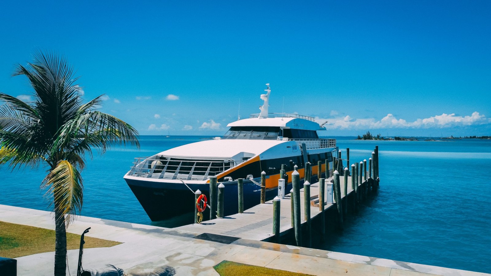 Bahamas Ferries project by Randia Coakley
